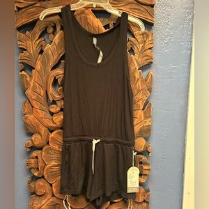 Vuori Black Romper